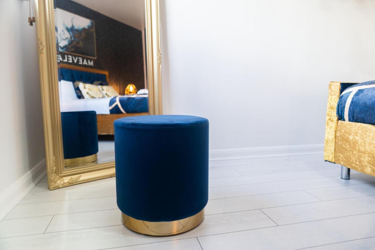 Maevela Apartments - Ultra Lavish Luxury 2 Bed Apartment City Centre - With Balcony - Free Secure Parking - Ps4 & Smart Tv'S Birmingham Exterior foto